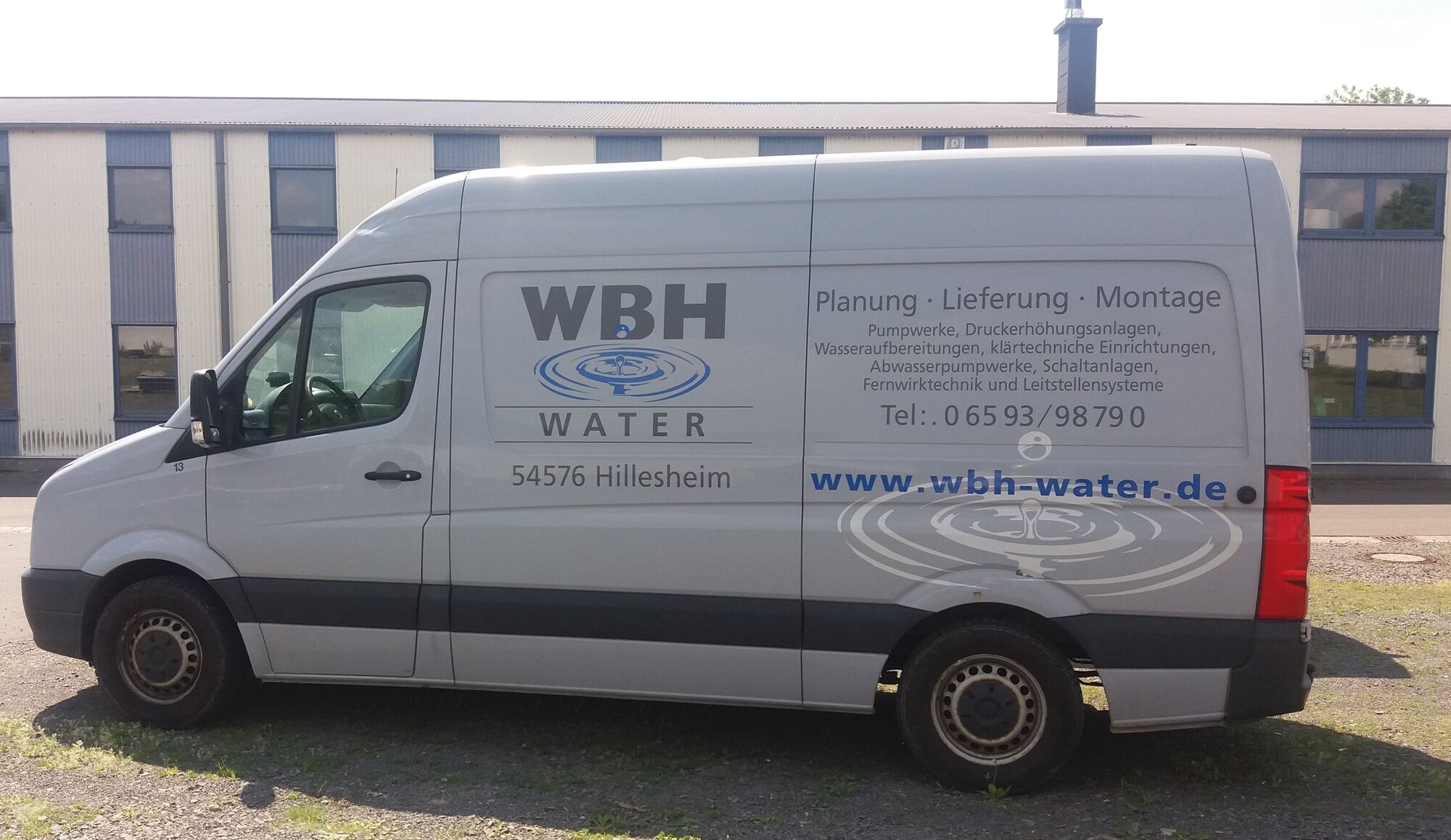 Selbstverständlich stehen wir Ihnen auch nach der Inbetriebnahme Ihrer Anlagen mit unserem Know-How in einem 24-Stunden-Service zur Verfügung.